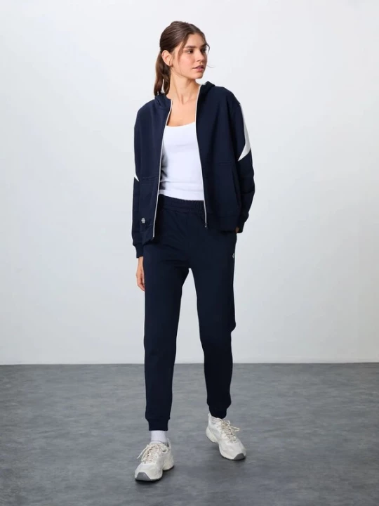 Obrázek produktu Tommy Life Joggingová souprava námořnická modř / bílá