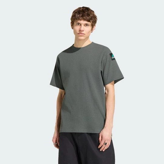 Obrázek produktu TRIČKO ADIDAS EQUIPMENT WAFFLE S KRÁTKÝM RUKÁVEM