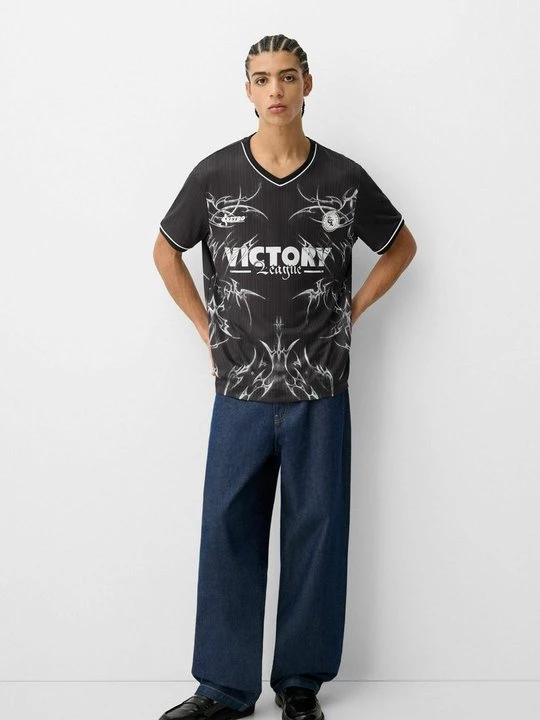 Obrázek produktu Triko s potiskem Bershka černá