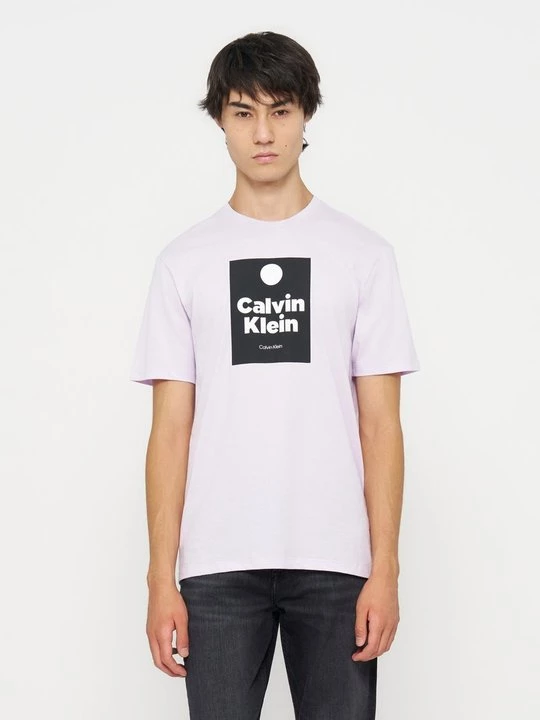 Obrázek produktu Triko s potiskem Calvin Klein Jeans lila