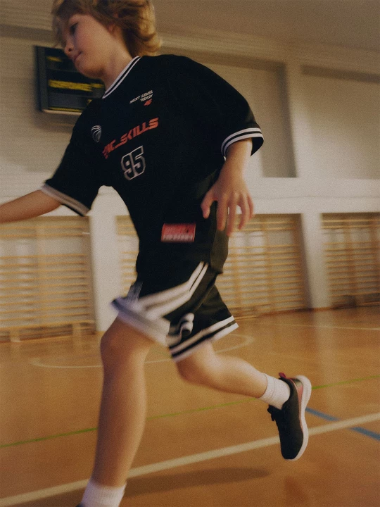 Obrázek produktu Triko sportovní loose rychleschnoucí chlapecké - černé 4F