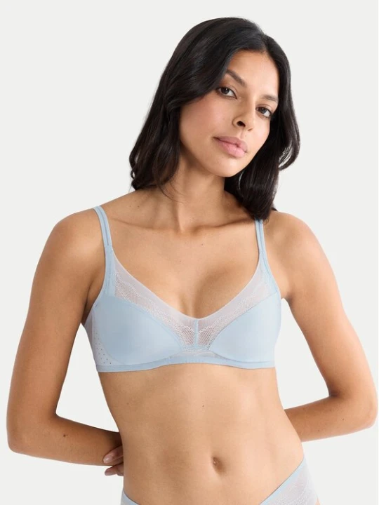 Obrázek produktu Triumph Podprsenka bez kostic Breathe & Lift Smart 10226333 Světle modrá