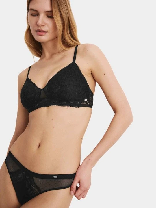 Obrázek produktu Trojúhelníková podprsenka Marks & Spencer černá