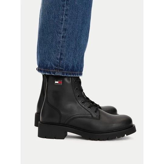 Obrázek produktu Turistická obuv Tommy Jeans Tjw Cleated Lace Up Boots EN0EN03104 Černá