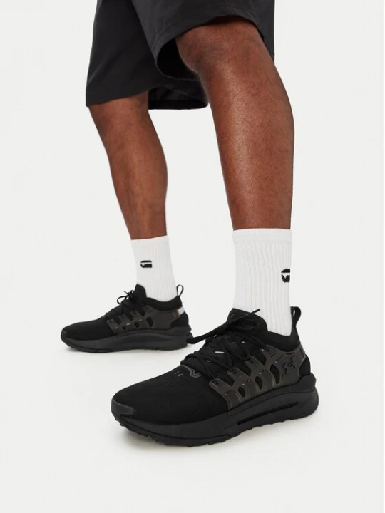 Obrázek produktu Under Armour Sneakersy UA Phantom X 6007183 008 Černá