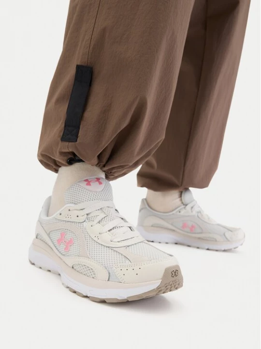 Obrázek produktu Under Armour Sneakersy UA Tech Runner 6007575 Écru Krémová