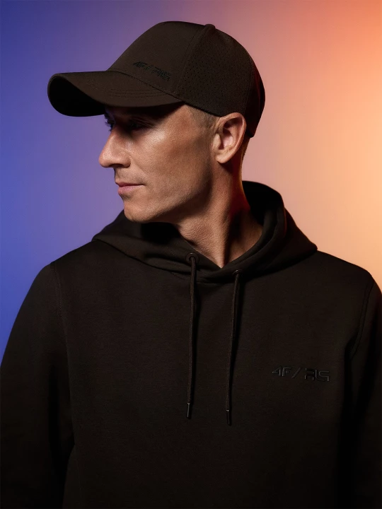 Obrázek produktu Unisex strapback kšiltovka 4F | Robert Lewandowski - hnědá