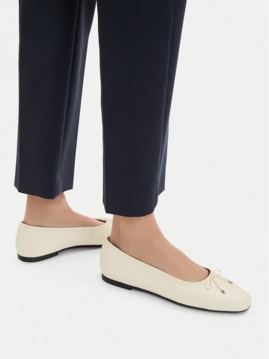 Obrázek produktu Vagabond Shoemakers Baleríny Jolin 5508-101-02 Écru Krémová