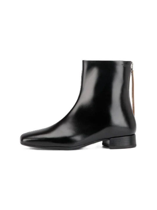 Obrázek produktu VAGABOND SHOEMAKERS Nízké kozačky 'MONA' černá