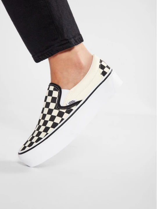 Obrázek produktu Vans Tenisky Classic Slip-On P VN00018EBWW Bílá