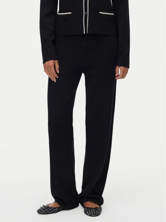 Obrázek produktu Vero Moda Úpletové kalhoty Gold 10337637 Černá Loose Fit