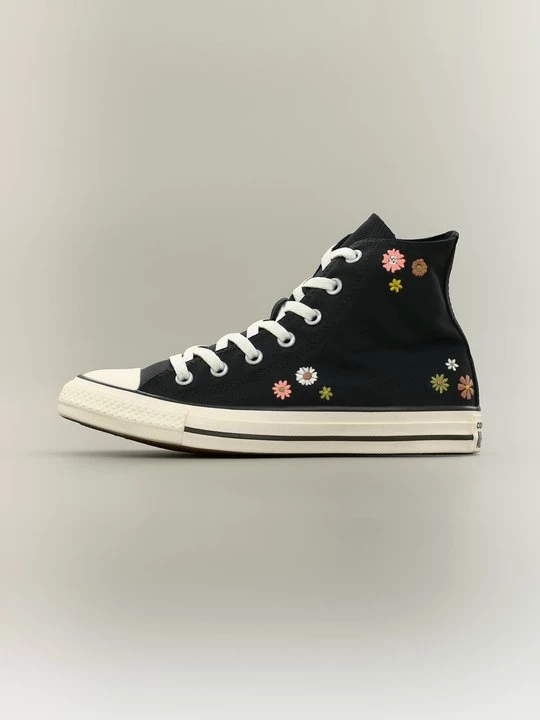 Obrázek produktu Vysoké tenisky Converse černá