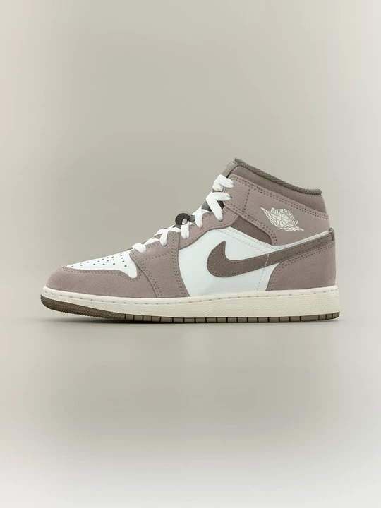 Obrázek produktu Vysoké tenisky Jordan