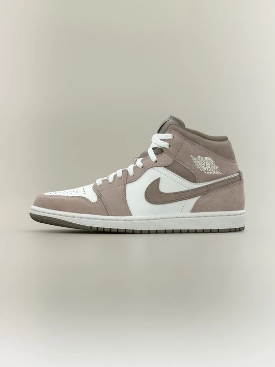 Obrázek produktu Vysoké tenisky Jordan