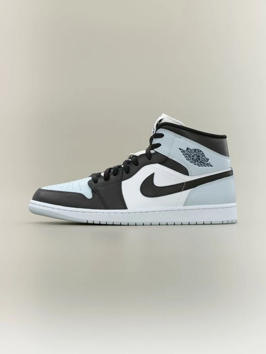 Obrázek produktu Vysoké tenisky Jordan černá