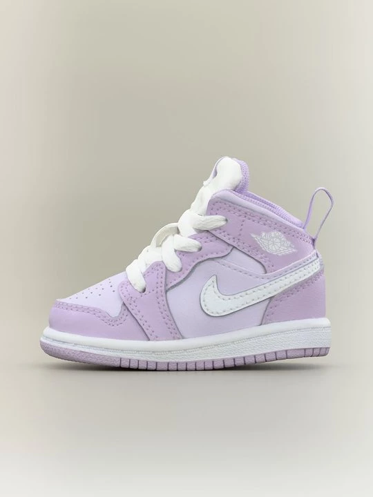 Obrázek produktu Vysoké tenisky Jordan lila