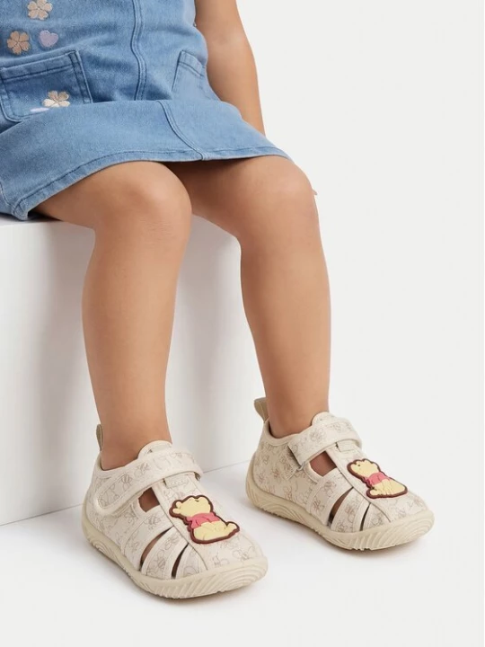 Obrázek produktu Winnie The Pooh Bačkory CEO-CM-AW26-325WTP Světle béžová