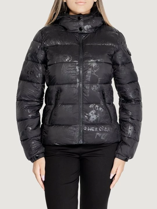 Obrázek produktu Zimní bunda Desigual černá