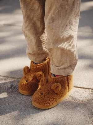 Obrázek produktu Liewood Pantofle dětské Alban Bear Pile Boot Slipper hnědá