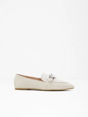Obrázek produktu Loafersy z łańcuszkiem BonPrix beżowy