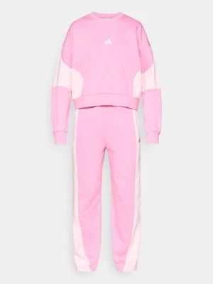 Obrázek produktu Tepláková souprava Adidas růžová