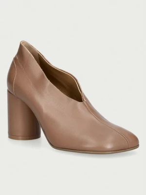 Obrázek produktu MM6 Maison Margiela lodičky na sloupku kožené hnědá
