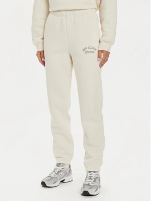 Obrázek produktu New Balance Teplákové kalhoty WP43500 Béžová Relaxed Fit