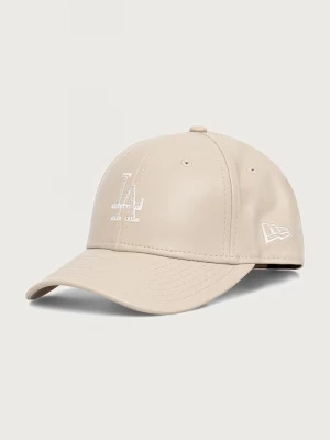 Obrázek produktu New Era kšiltovka z imitace kůže DIAMANTE PU 9FORTY® MC béžová