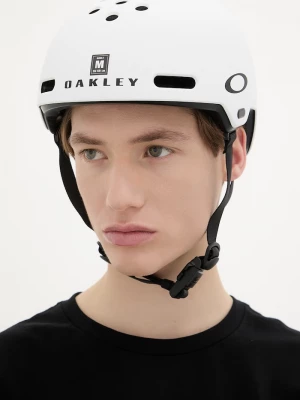 Obrázek produktu Oakley helma