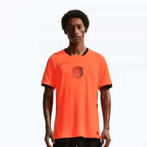 Obrázek produktu Pánské fotbalové tričko Nike Netherlands 2026 / 27 Match Home hyper crimson / black oranžová