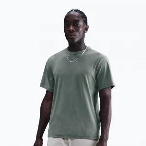 Obrázek produktu Pánské tričko Nike Dri-Fit UV Hyverse clay green / clay green