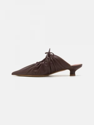 Obrázek produktu Pantofle By Malene Birger bordeaux