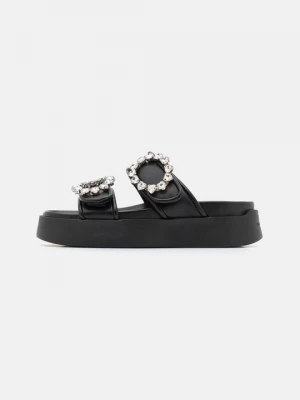 Obrázek produktu Pantofle Chiara Ferragni černá