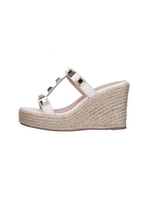 Obrázek produktu Pantofle na podpatku Carvela