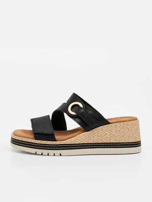 Obrázek produktu Pantofle na podpatku Clarks černá