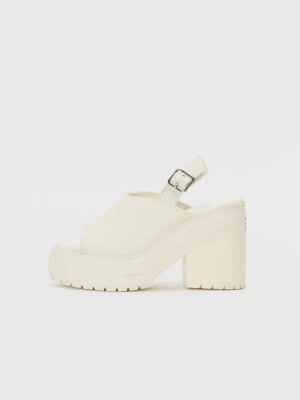 Obrázek produktu Pantofle na podpatku Converse