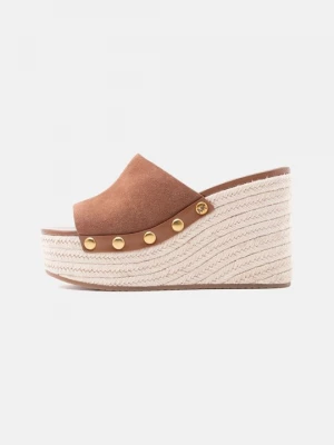 Obrázek produktu Pantofle na podpatku Michael Kors hnědá