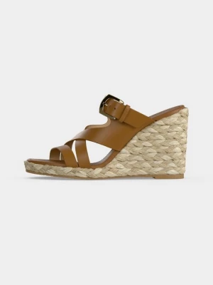 Obrázek produktu Pantofle na podpatku Stuart Weitzman béžová