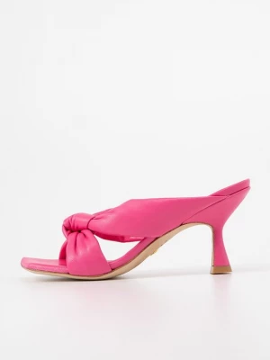 Obrázek produktu Pantofle na podpatku Stuart Weitzman růžová