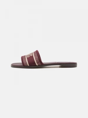 Obrázek produktu Pantofle Steve Madden bordeaux