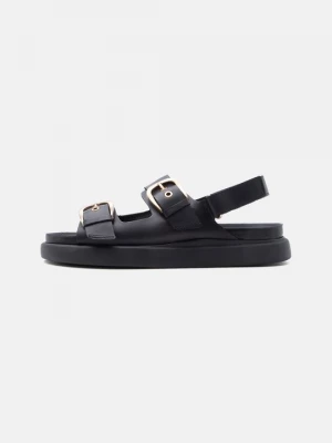 Obrázek produktu Páskové sandály Clarks černá
