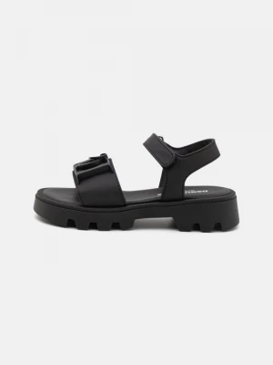 Obrázek produktu Páskové sandály Dsquared2 černá