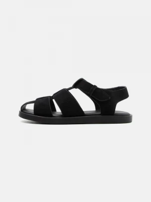Obrázek produktu Páskové sandály Steve Madden černá
