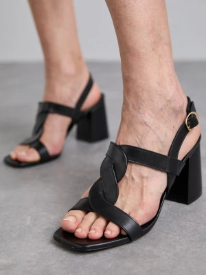 Obrázek produktu Páskové sandály Stuart Weitzman černá