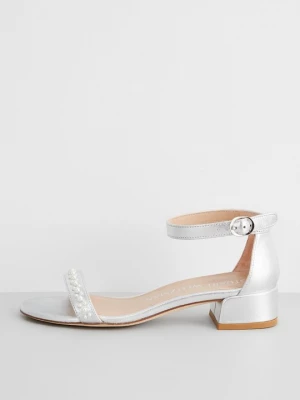 Obrázek produktu Páskové sandály Stuart Weitzman stříbrná barva