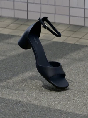 Obrázek produktu Páskové sandály Vagabond černá
