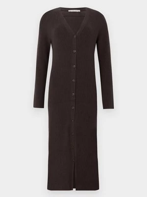 Obrázek produktu Pletené šaty Abercrombie & Fitch hnědá