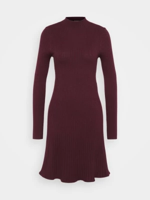 Obrázek produktu Pletené šaty Vero Moda bordeaux