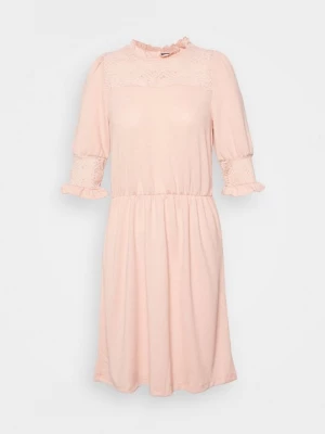 Obrázek produktu Pletené šaty Vero Moda světle růžová