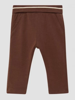 Obrázek produktu Pohodlné unisex kalhoty na běhání s ohrnovacím pasem s.Oliver hnědá